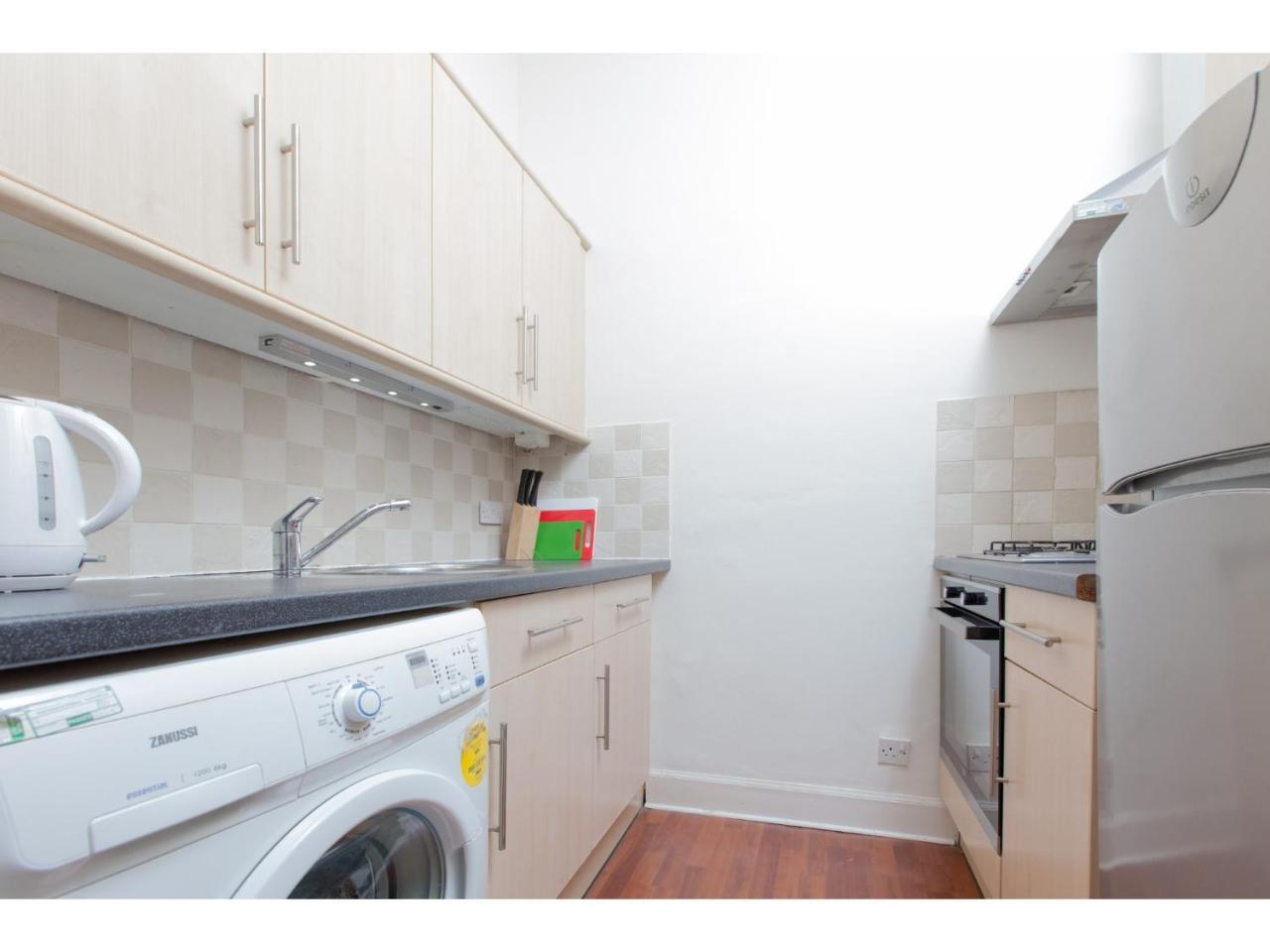 Homely Tenement For 2 Near Botanic Gardens Единбург Екстериор снимка