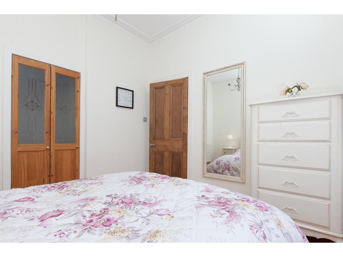 Homely Tenement For 2 Near Botanic Gardens Единбург Екстериор снимка